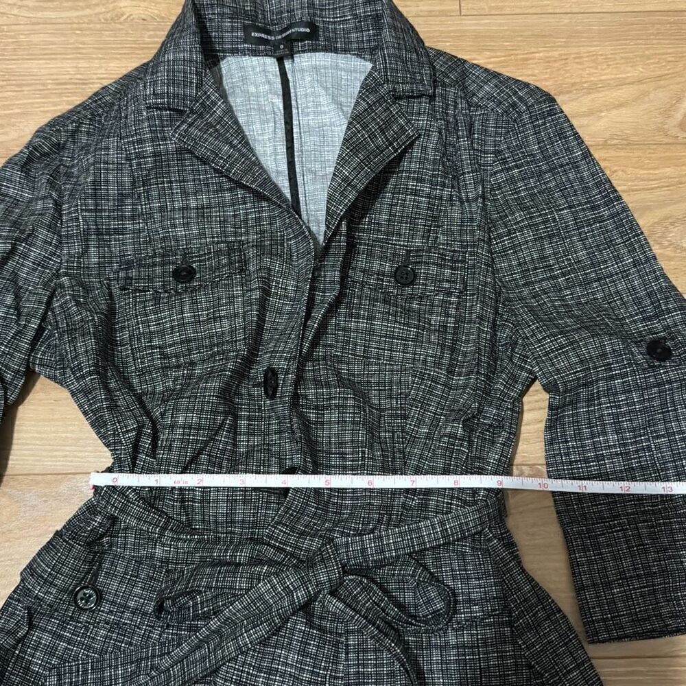 Express Design Studio Button Down Blazer Shirt Si… - image 3